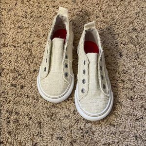 NWOB Blowfish Sneakers sz 11